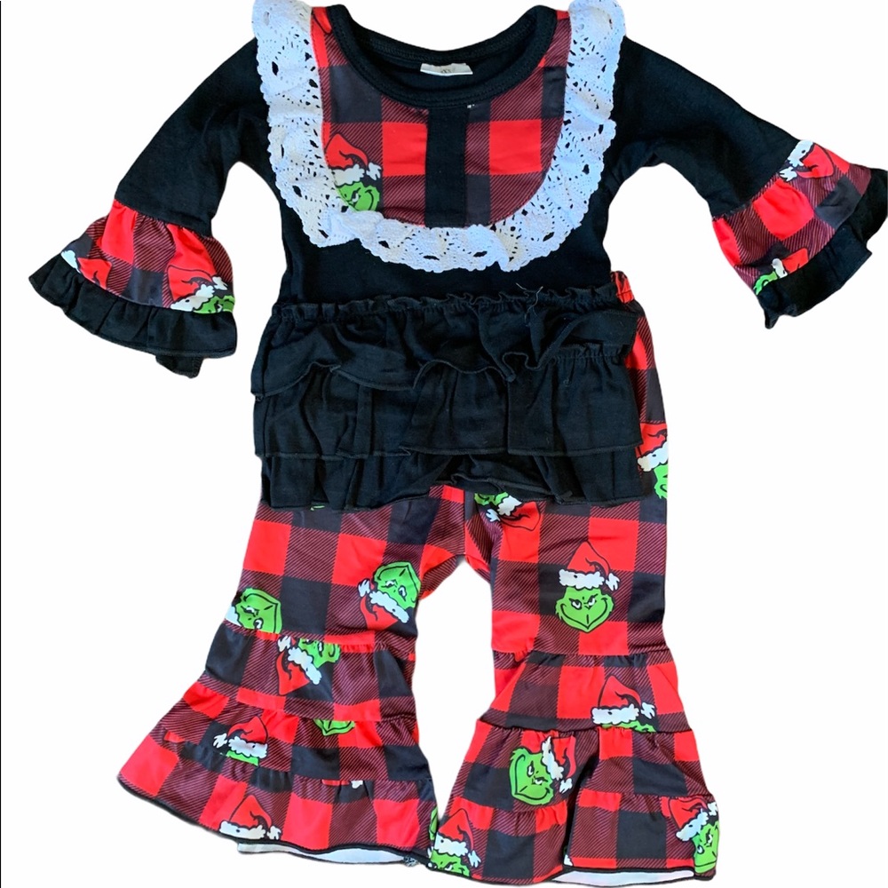 NWOT Sparkling Unicorn Brand Grinch Themed set 3-6